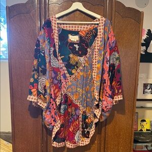Anthropologie Vibrant Floral Kimono